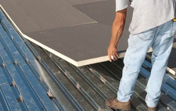 benefits of insulating Thomshill flat roofing